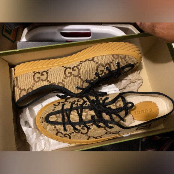 Gucci Maxi GG Lace-Up Sneakers 'Beige Black - Picture 1 of 7